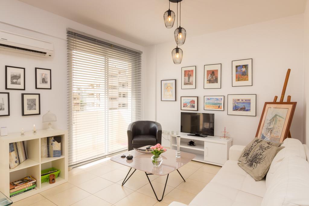 شقة لارنكا  في Elena Court Apt 401 المظهر الخارجي الصورة