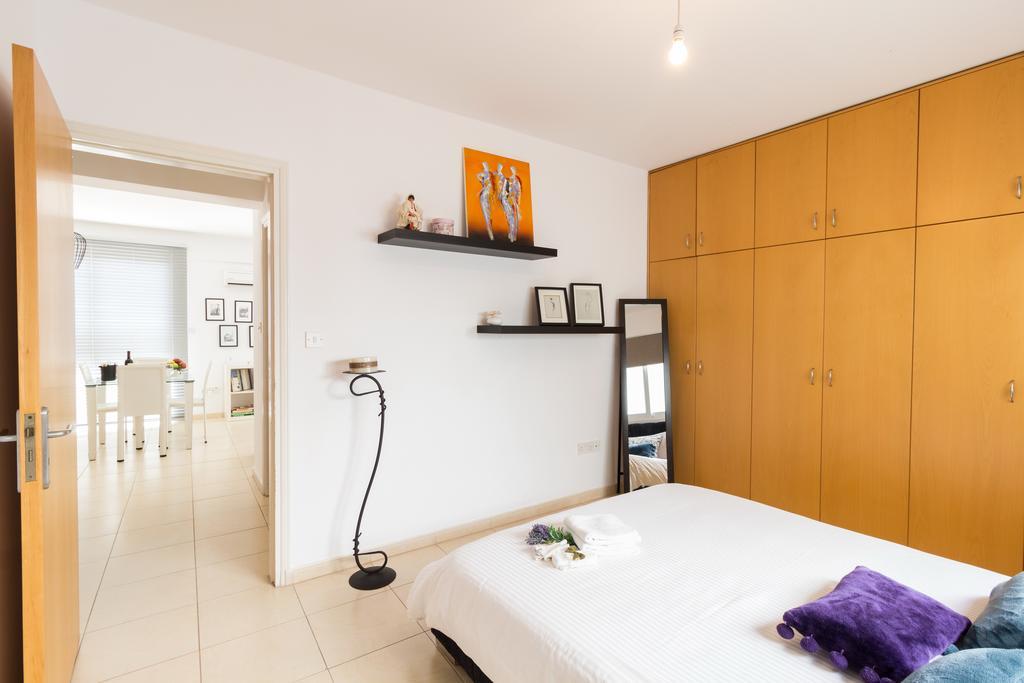 شقة لارنكا  في Elena Court Apt 401 المظهر الخارجي الصورة